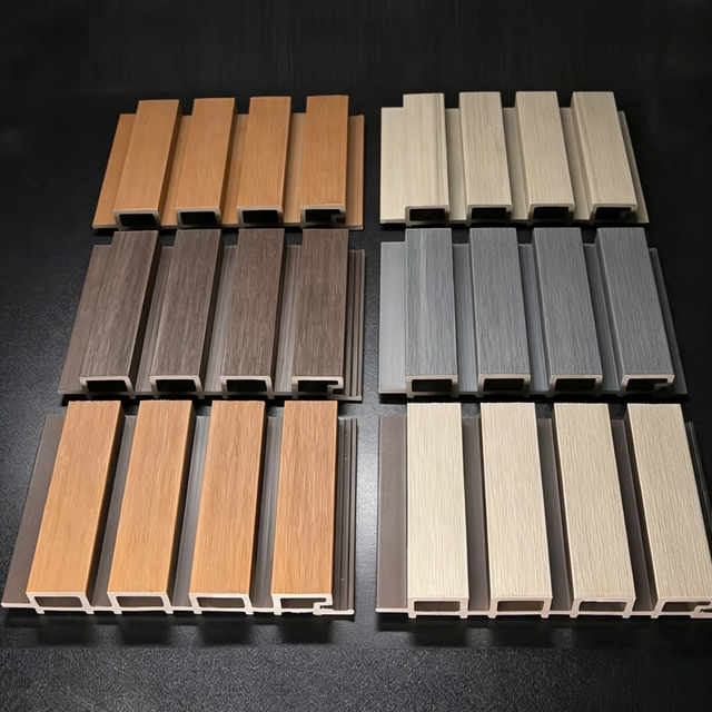 Co‑Extruded WPC Slat Wall Panel | Australian Standard Outdoor Composite Cladding for Garden Fence, Courtyard & Building Exterior